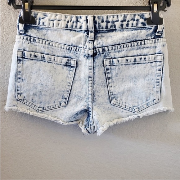 FOREVER 21 High Waisted Jean Shorts 26 cutoff fight wash frayed Y2K Daisy Dukes - Picture 3 of 5
